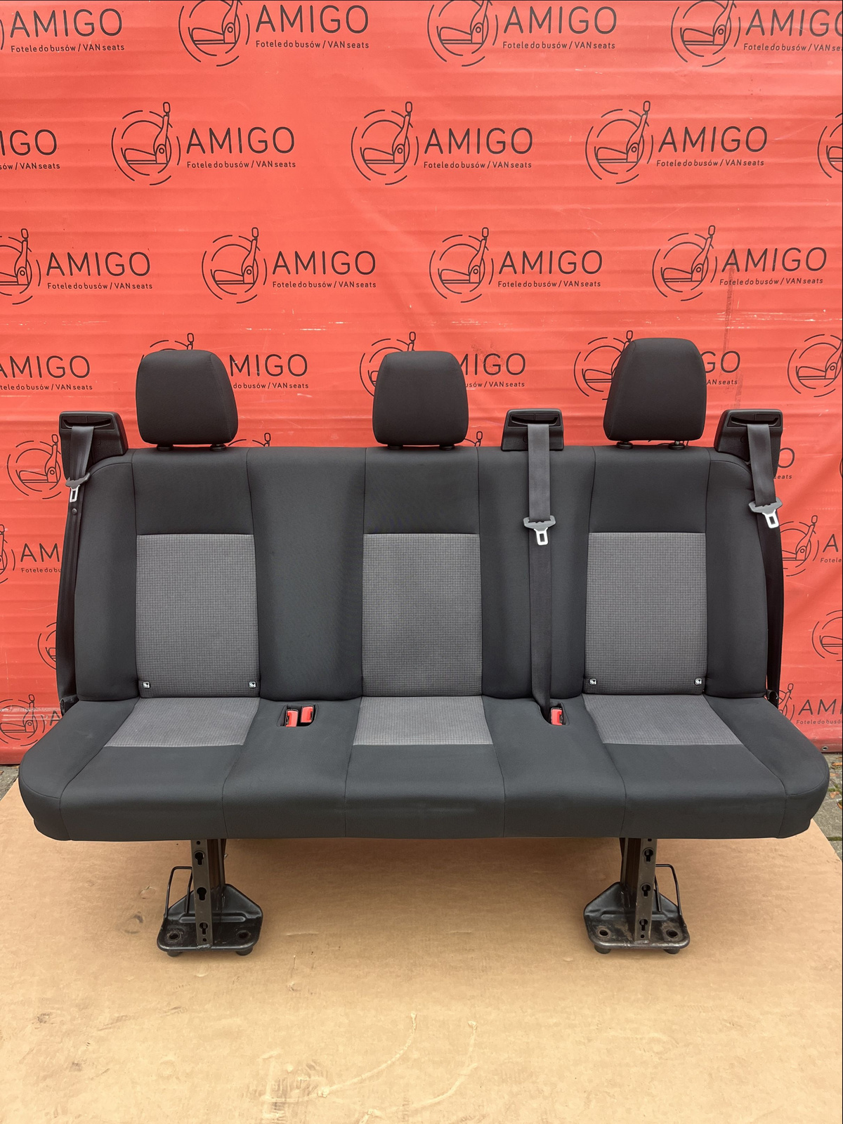 Seat Ford Transit Custom bench triple rear Crew Cab belts Quadrant