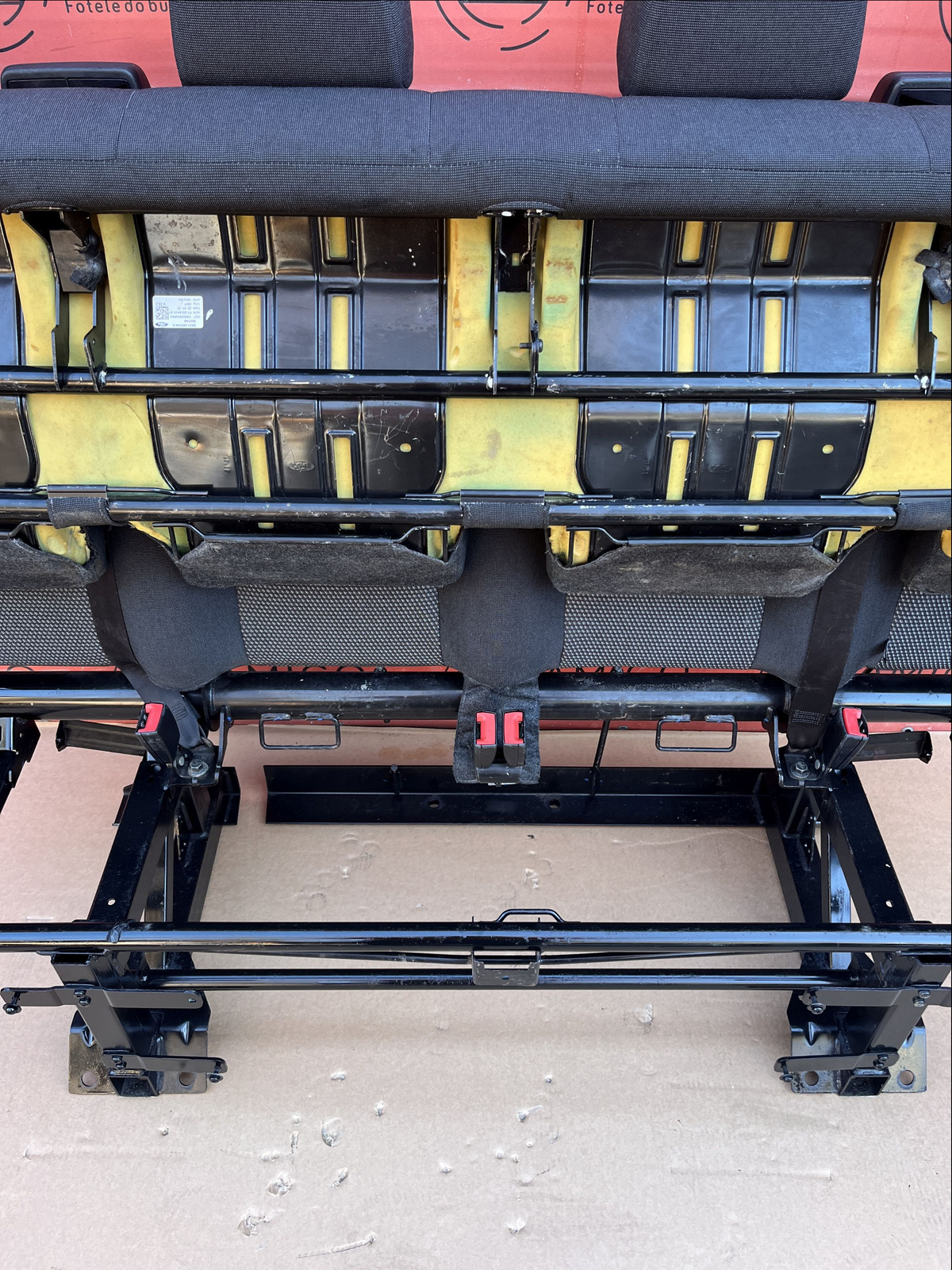 Ford Transit MK8 4 seat bench passenger compartment seat isofix Traxon DOKA