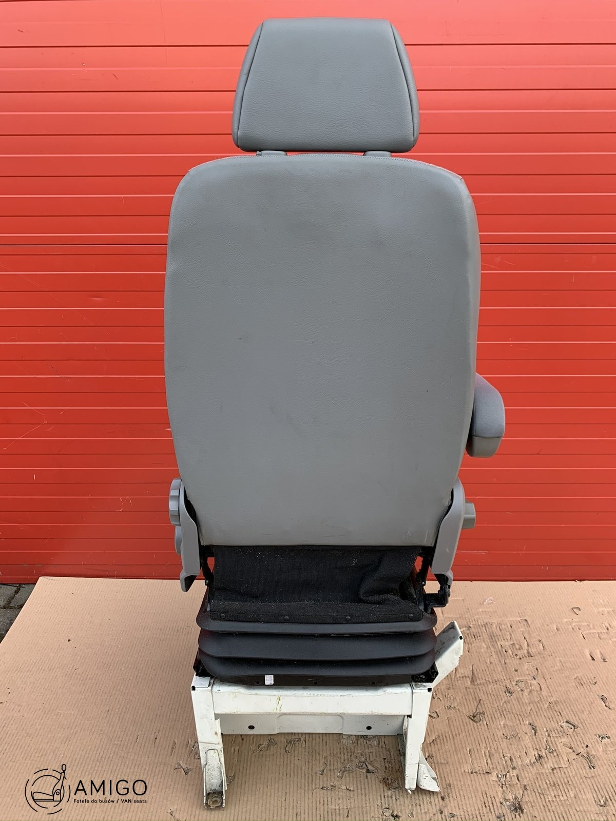 VW Crafter I UK passenger seat | EU driver seat INKA adjustments suspension pumped