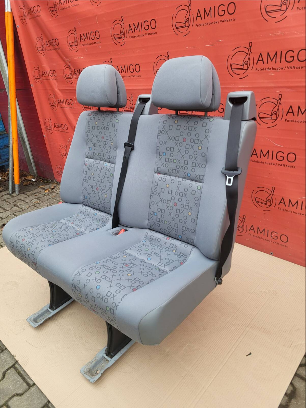 Seat VW Crafter I Mercedes Sprinter W906 2006-2016 rear triple bench OX armrest