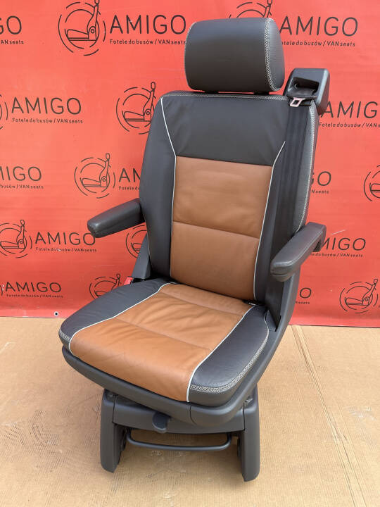 Seat single VW T5.1 T5 GP Multivan Caravelle PanAmericana rear t6 swivel