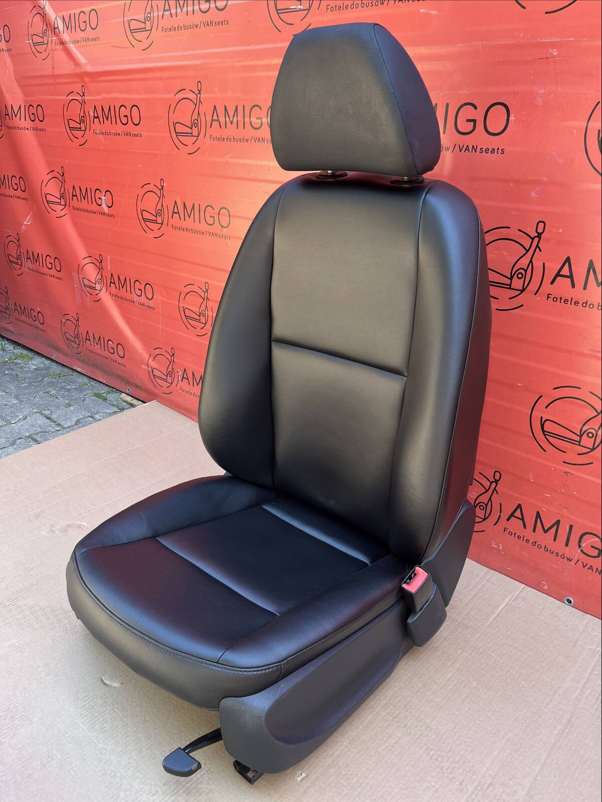 Mercedes Vito W447 MB UK driver EU passenger seat adjustment options 2014-2023 leatehrette