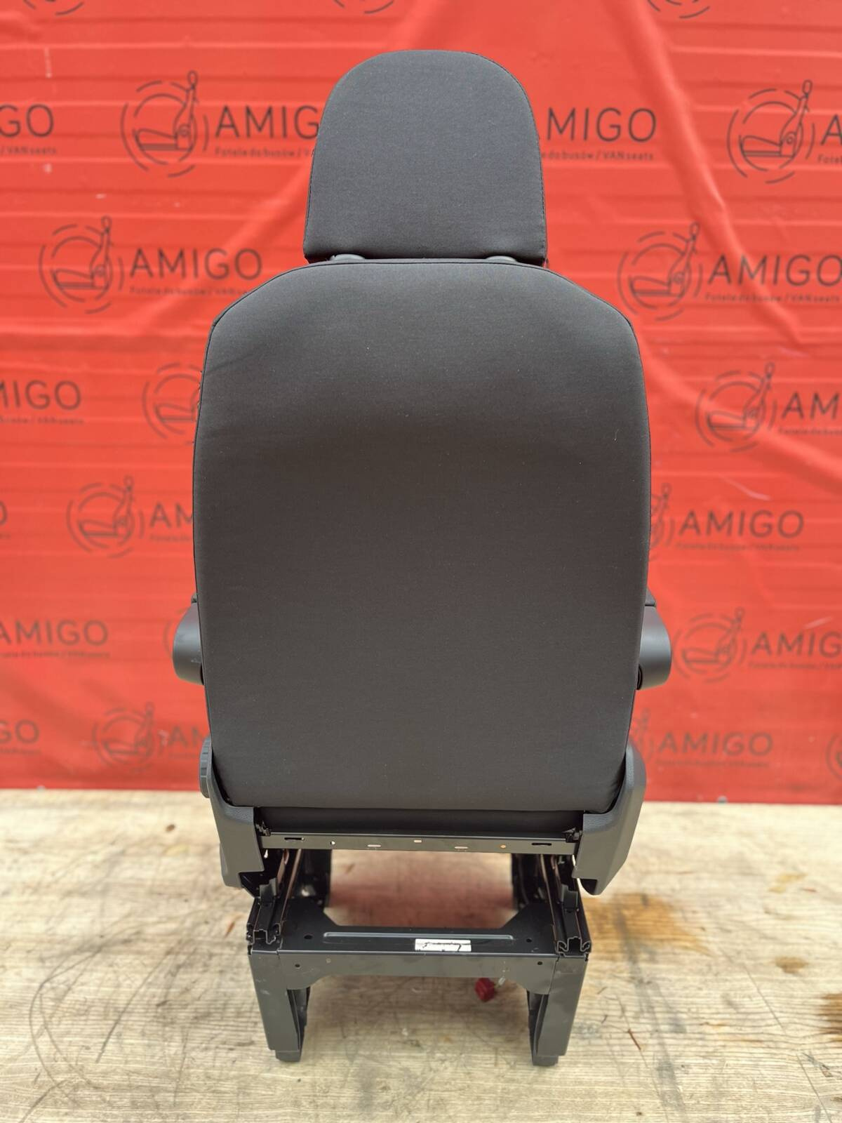 Seat VW Crafter II MAN TGE 2016-2023 UK driver | EU passenger captain seat armrests