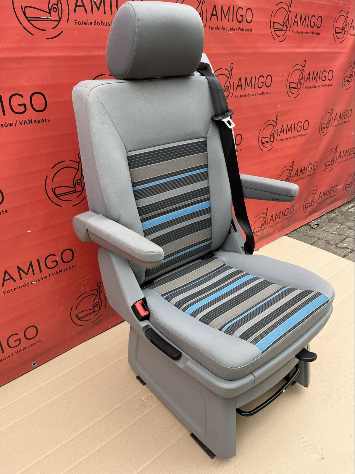 Seat VW T5 T5.1 California Multivan Caravelle TAKATO swivel rear single