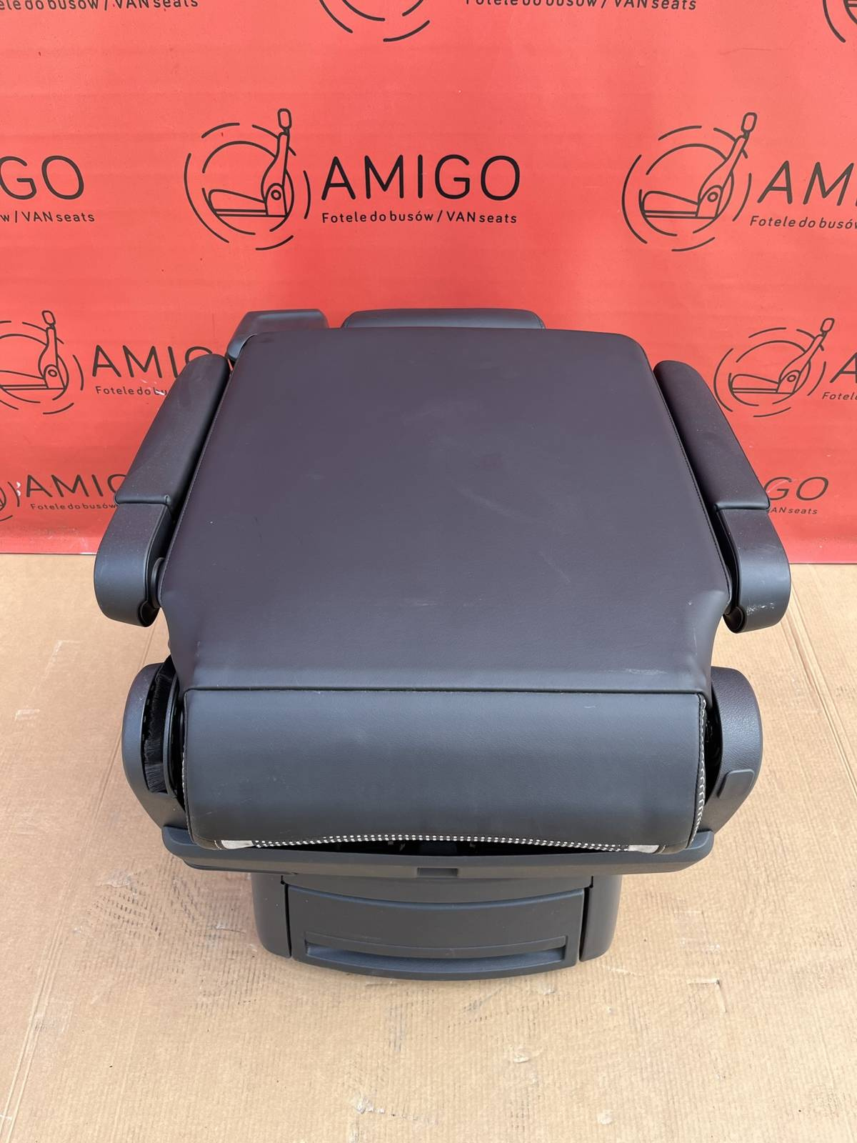 Seat VW T6 PanAmericana Multivan Caravelle Leather Mithy swivel rear T5 T6.1