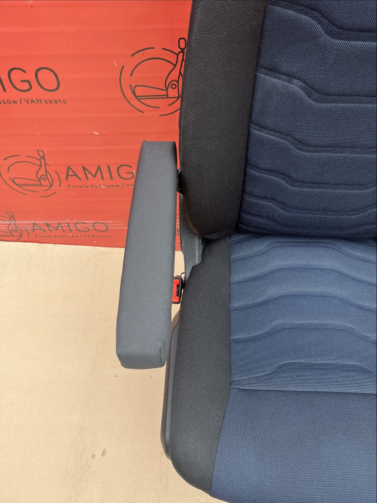 Iveco Daily VI 2014-2021 passenger seat adjustments comfort suspension heated