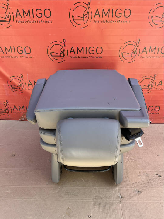 Seat single VW T5 Multivan Caravelle grey leather rear t6 swivel