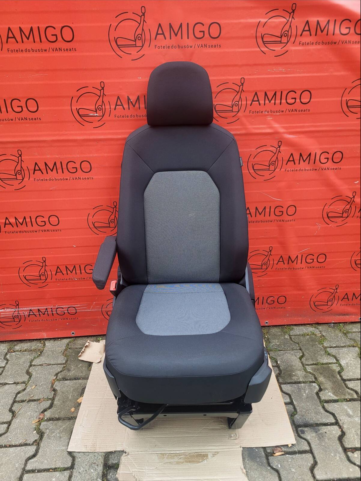 Seat VW Crafter UK passenger | EU driver seat armrest airbag