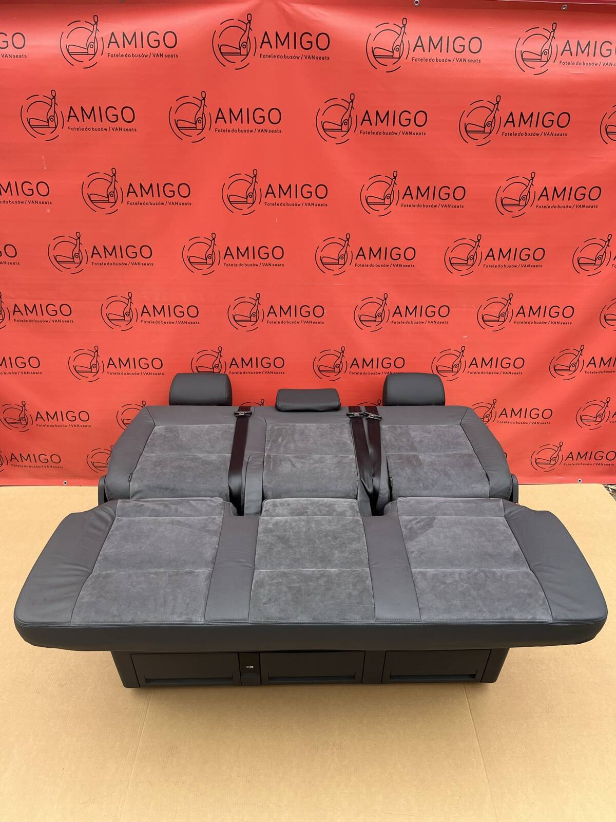 Bench rear triple seat VW T5 T5.1 anthracite leather alcantara Multivan Caravelle t6