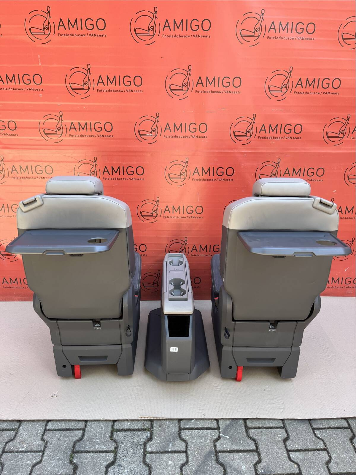 Seats NEW VW Multivan T7 1+1 ArtVelours table heated