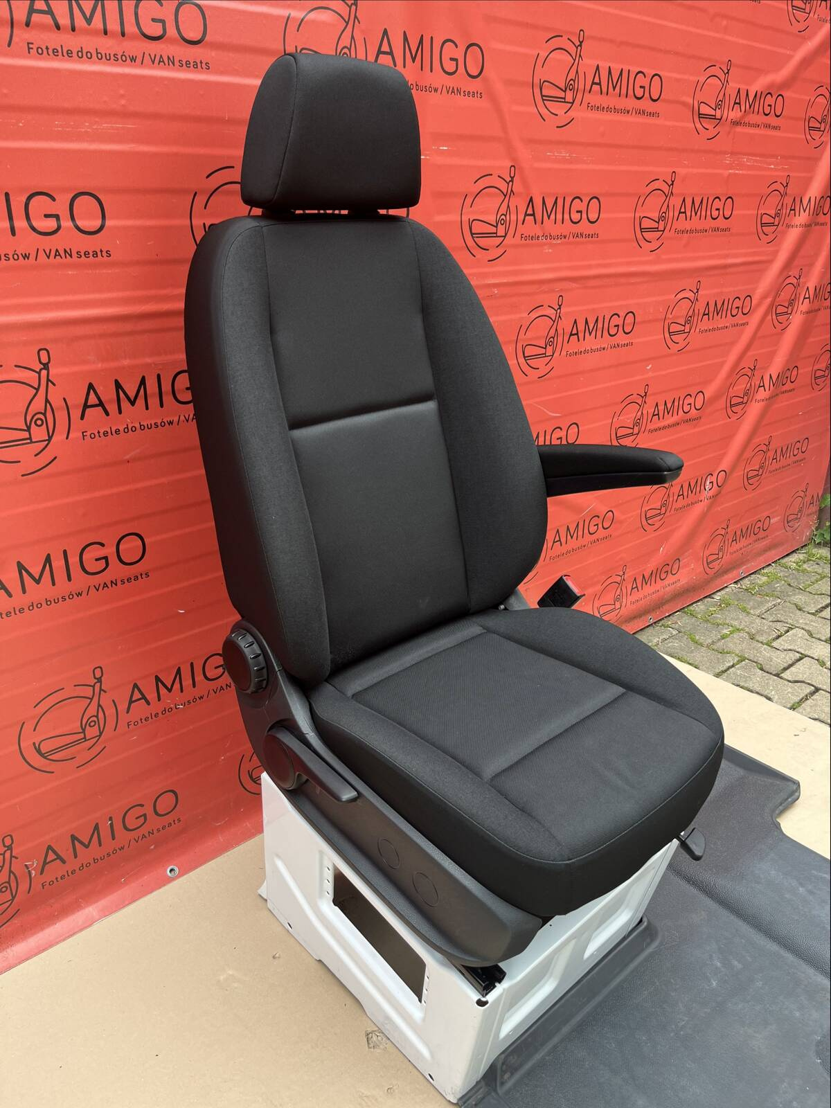 Seat Mercedes Sprinter W907 UK driver | EU passenger 2018-2024 adjustments comfort Maturin + floor