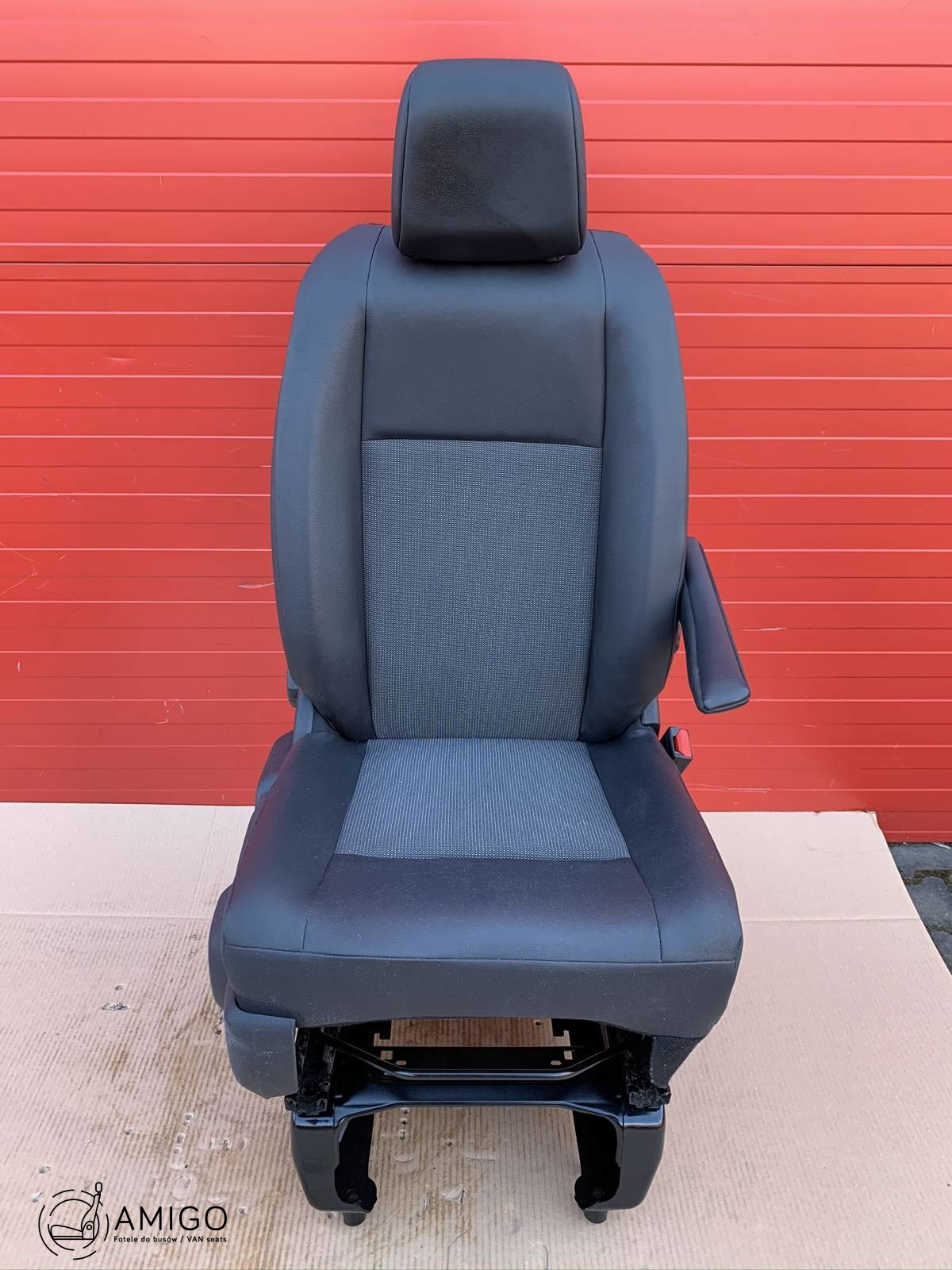 Front UK driver | EU passenger seat Toyota Proace Traveller Spacetourer Expert Jumpy Zafira Vivaro Scudo