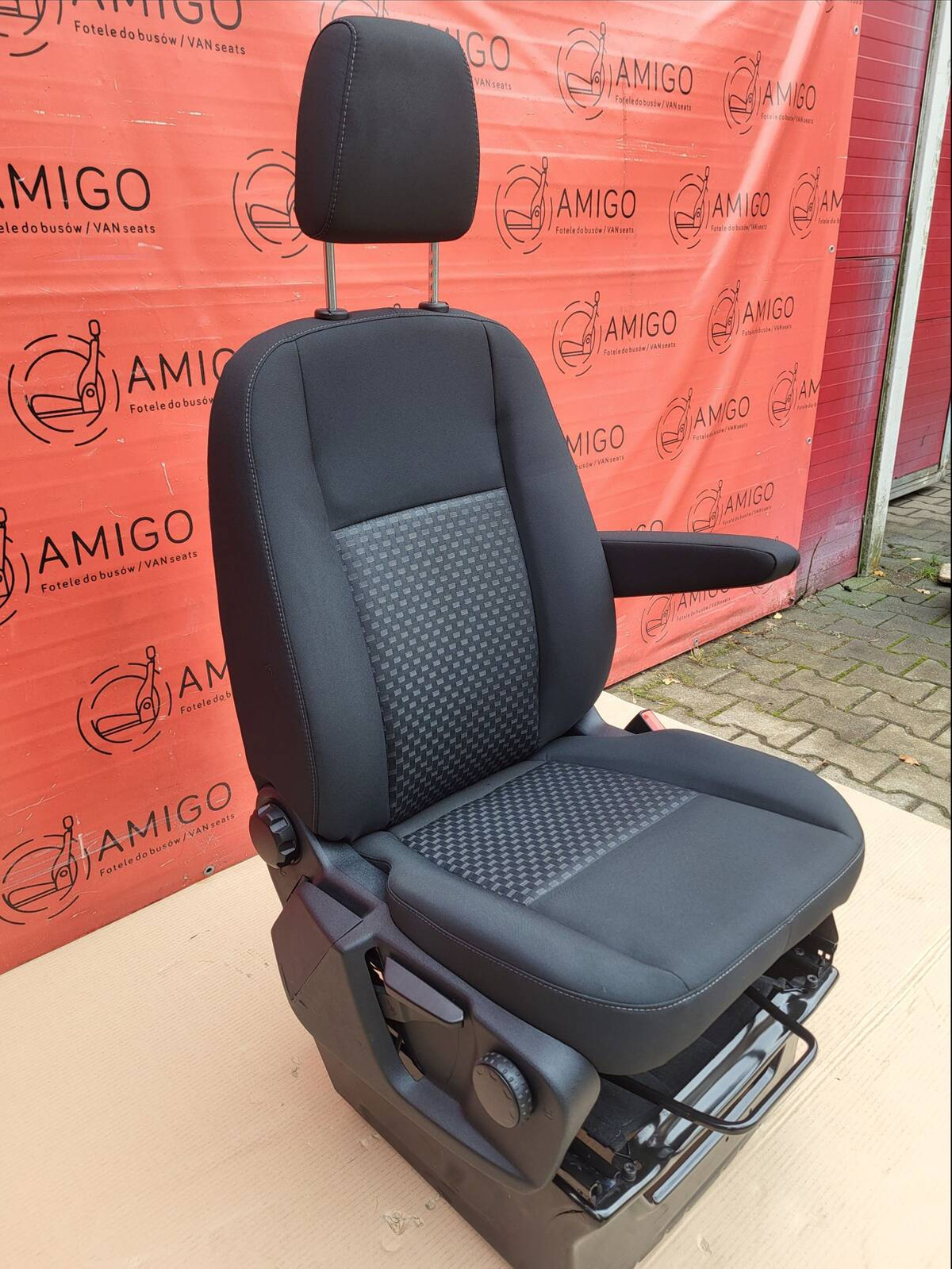 Ford Transit Custom Seat EU passenger | UK driver armrest 2017-2023 Capitol heated