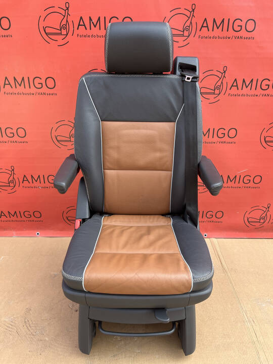 Seat single VW T5.1 T5 GP Multivan Caravelle PanAmericana rear t6 swivel