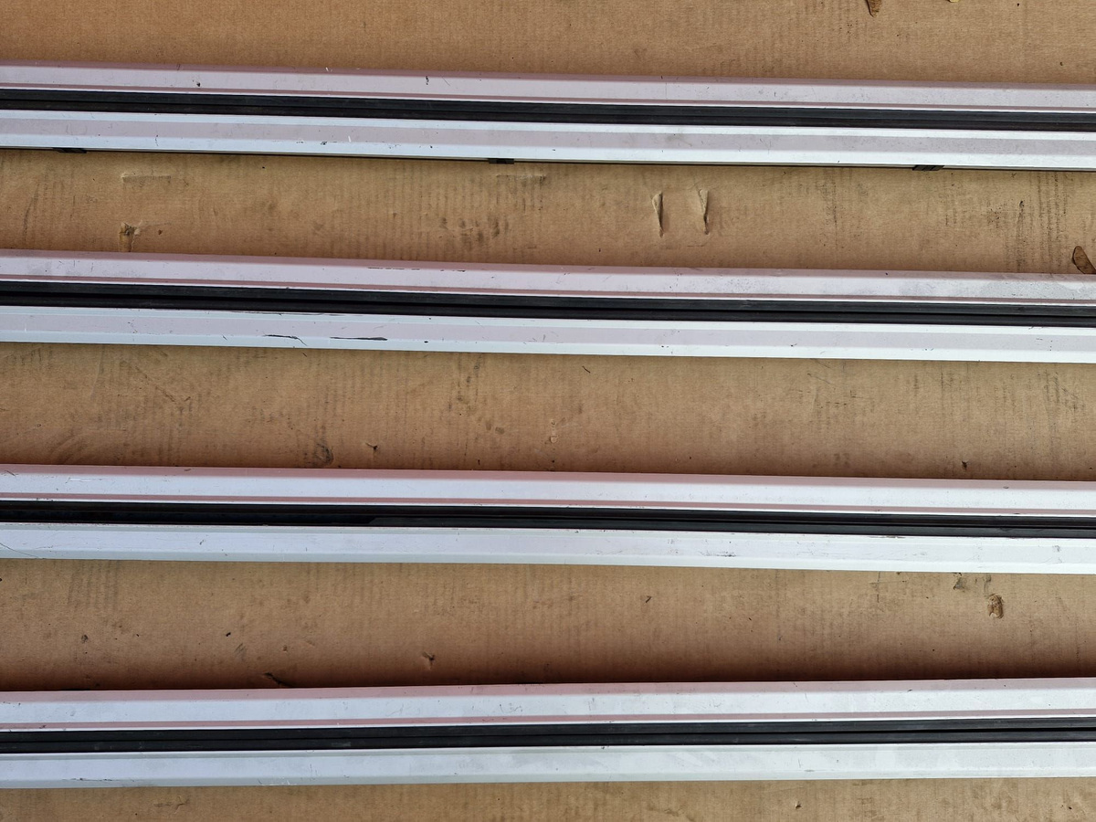 Rear rails for seats single Volkswagen VW T5 Multivan Caravelle SWB set