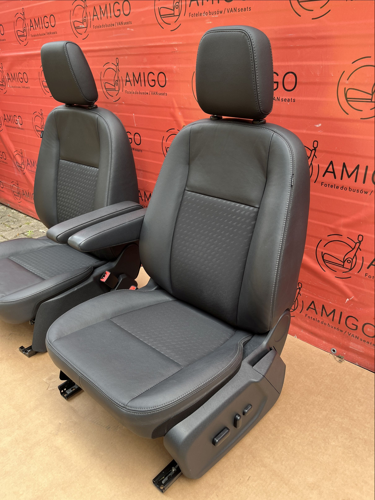 Ford Transit Custom SPORT driver's seat passenger seat DYNAMO leather heated Airbag