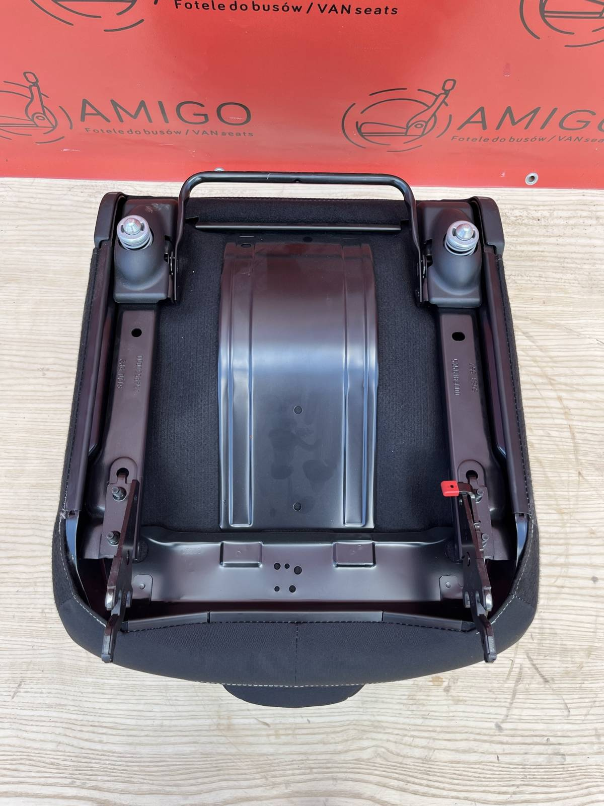 Seat single 2rd row middle Berlingo Doblò Combo Partner Rifter ProAce City