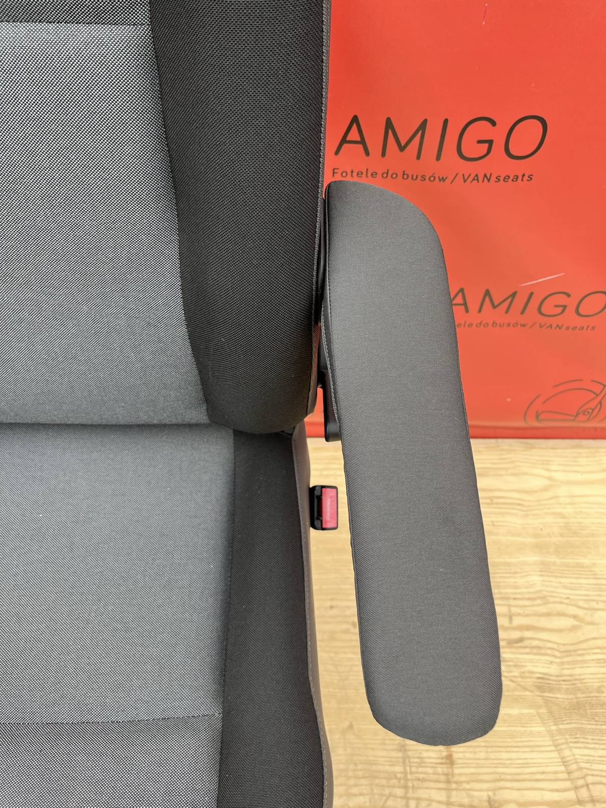 Seat Opel Vauxhall Movano Master NV400 captain UK driver | EU passenger adjustments armrest